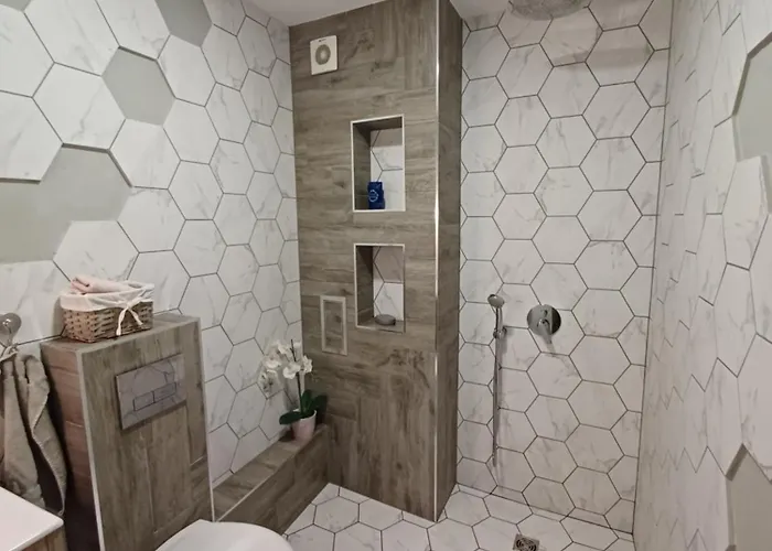 Tara Deluxe Апартаменты Варна