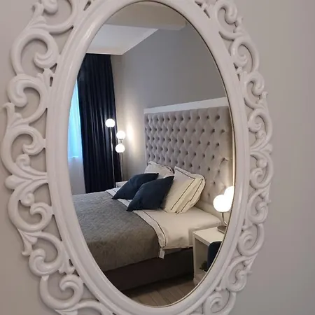 Tara Deluxe Varna